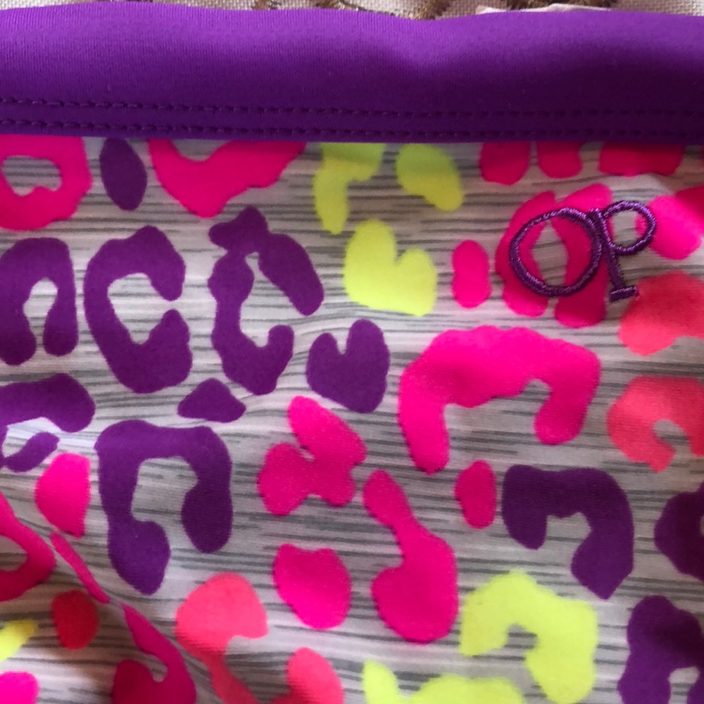 bathing suit - Picture 2 of 3